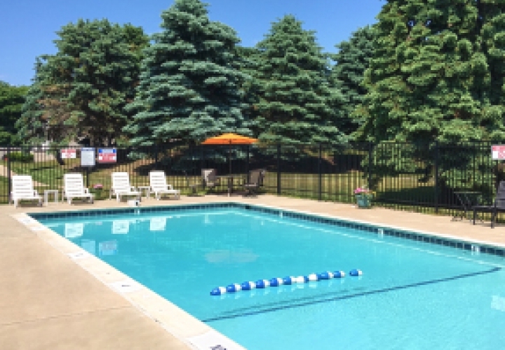 Apartments for Rent in Midland, MI Robin Oaks Apartments